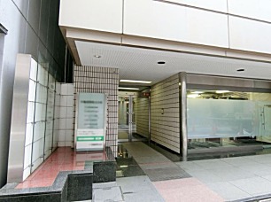 No.4603�̒��ݎ������G���g�����X�E�ݎ��ʐ^